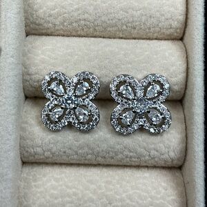 Clover Diamond Cz.Stud Floral Earrings Four Leave Silver Sparkly